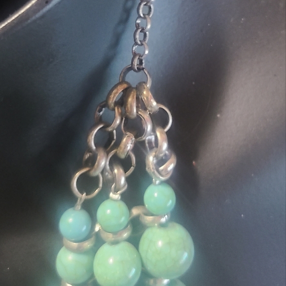 COLLAR OF SILVER SPACERS AND TURQUOISE COLORED BEADS - Picture 3 of 5